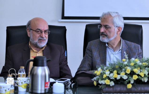 نشست تخصصی بررسی کتاب ادیان در خدمت انسان در سازمان فرهنگ و ارتباطات