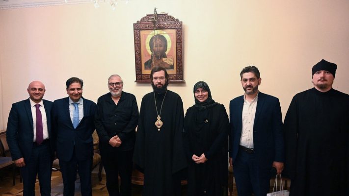 دیدار خانواده صدر با اسقف اعظم مسکو