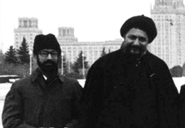 تنها ضامن بقای آقای صدر و مرکزیت شیعیان ايجاد سازمان است