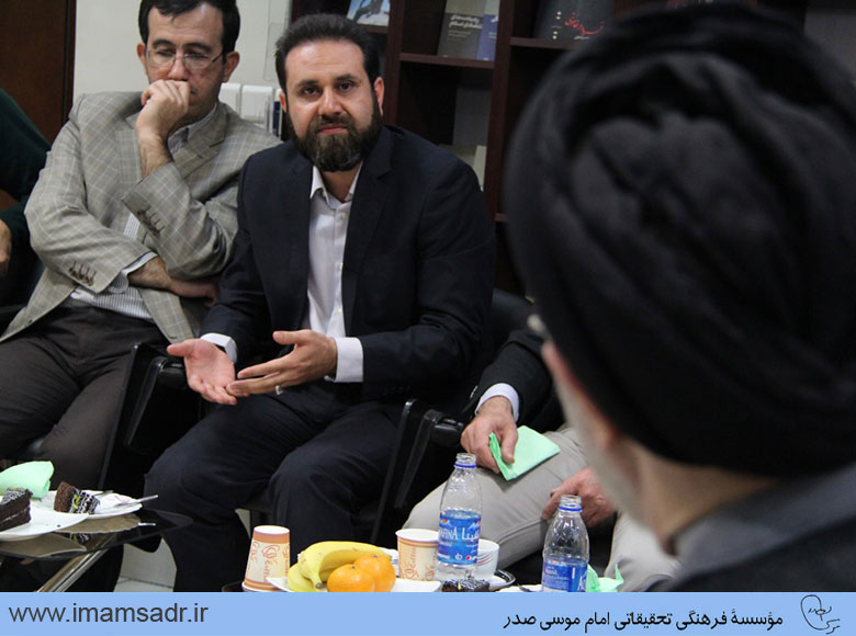 khatami94090805a